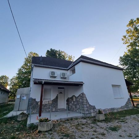 Sosto Apartman Székesfehérvár Exteriér fotografie