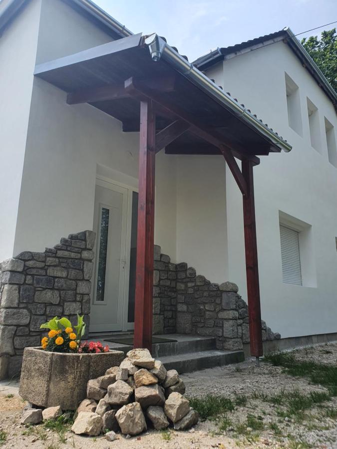 Sosto Apartman Székesfehérvár Exteriér fotografie